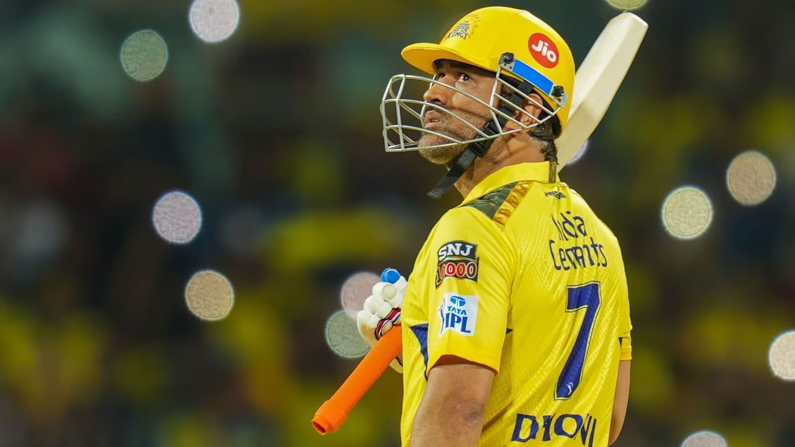 MS Dhoni Suffers Another Injury; Disappointing News for Chennai Fans