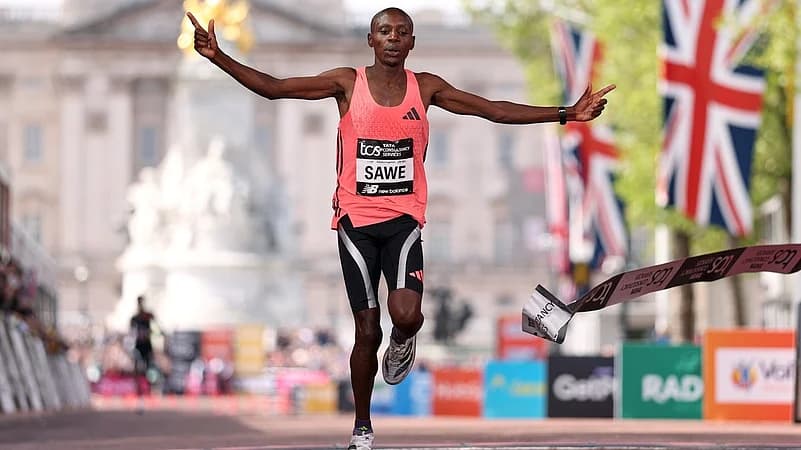 Historic Victory for Sawe at the London Marathon