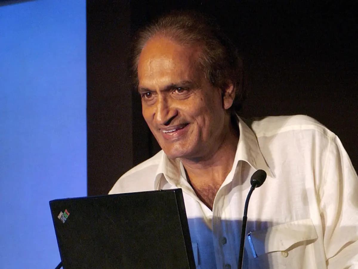 PM Condoles Demise of Raghu Rai