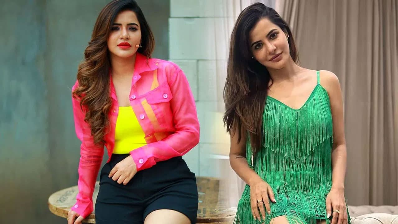 Ashu Reddy Says “Give Me Time, I Will Pay the Money”