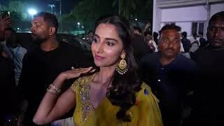 Actress Meenakshi Chaudhary Entry at Bhimavaram Balma Song Launch Event | Naveen Polishetty