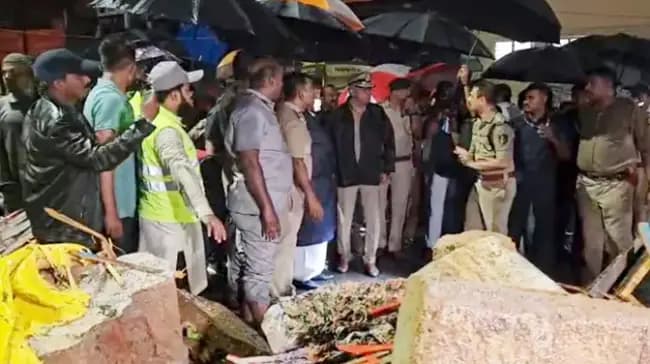 8 Dead After Wall Collapse in Bengaluru