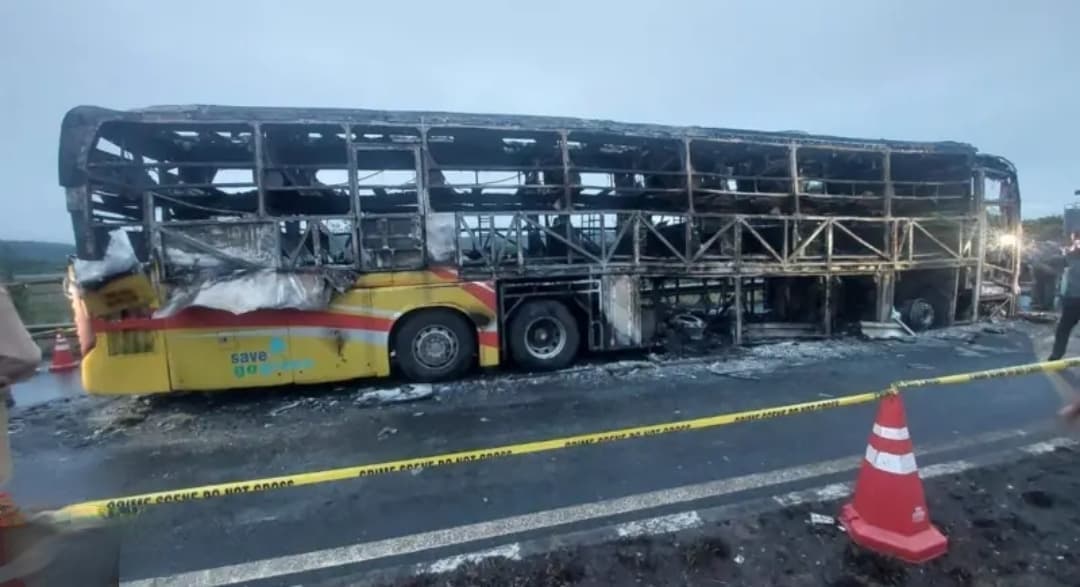 Leaders React with Shock and Sorrow to Kurnool Bus Fire Tragedy