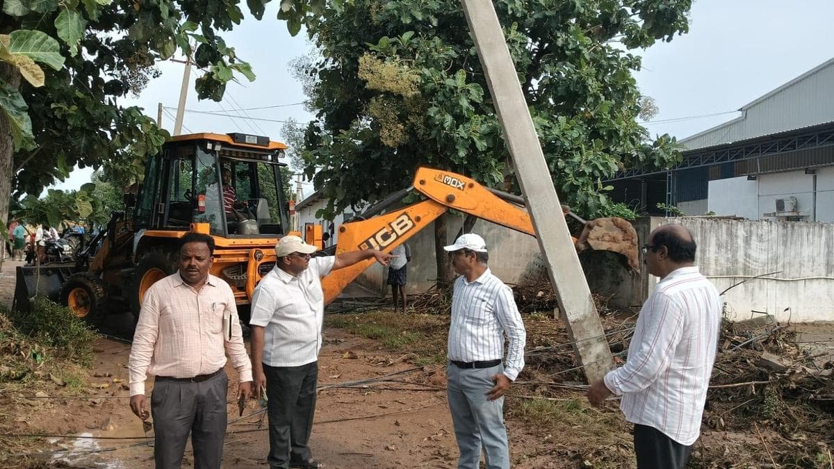 Breach at Rayalacheruvu Floods Villages; Government Announces Special Relief