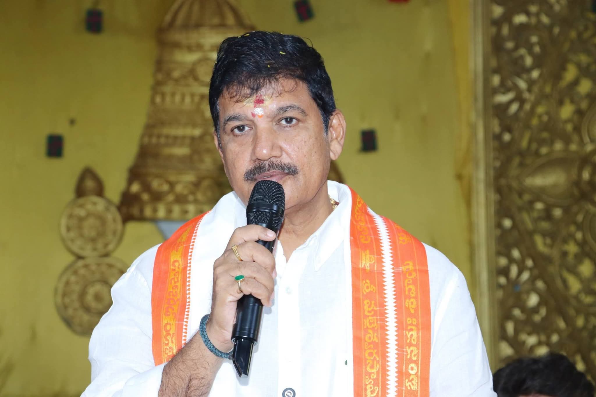 TDP MLA Dhulipalla Narendra Fires at YSRCP