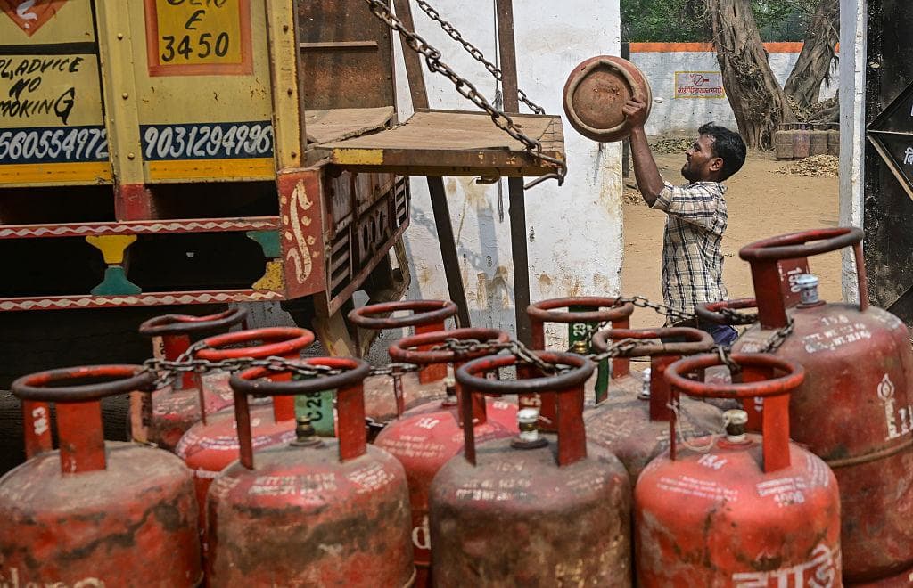 LPG Shortage Concerns Rise Amid West Asia Crisis!