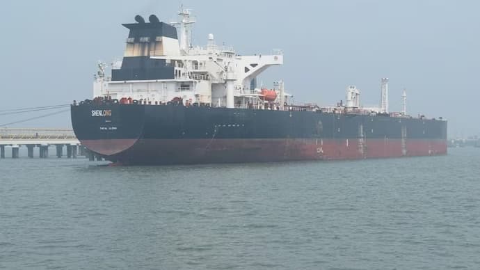 Oil Tanker Reaches India Amid War Tensions