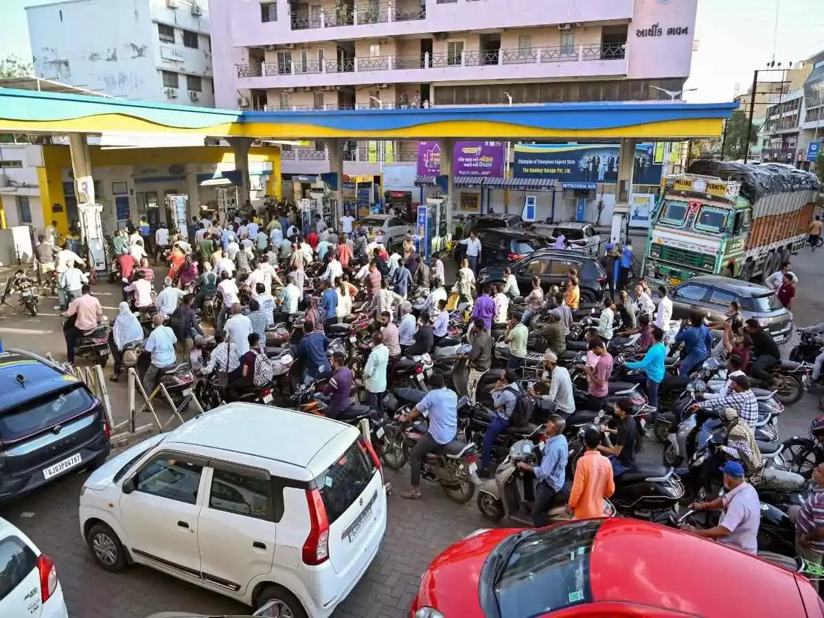 No Petrol, Diesel, LPG Shortage in India: Government Issues Clarification!
