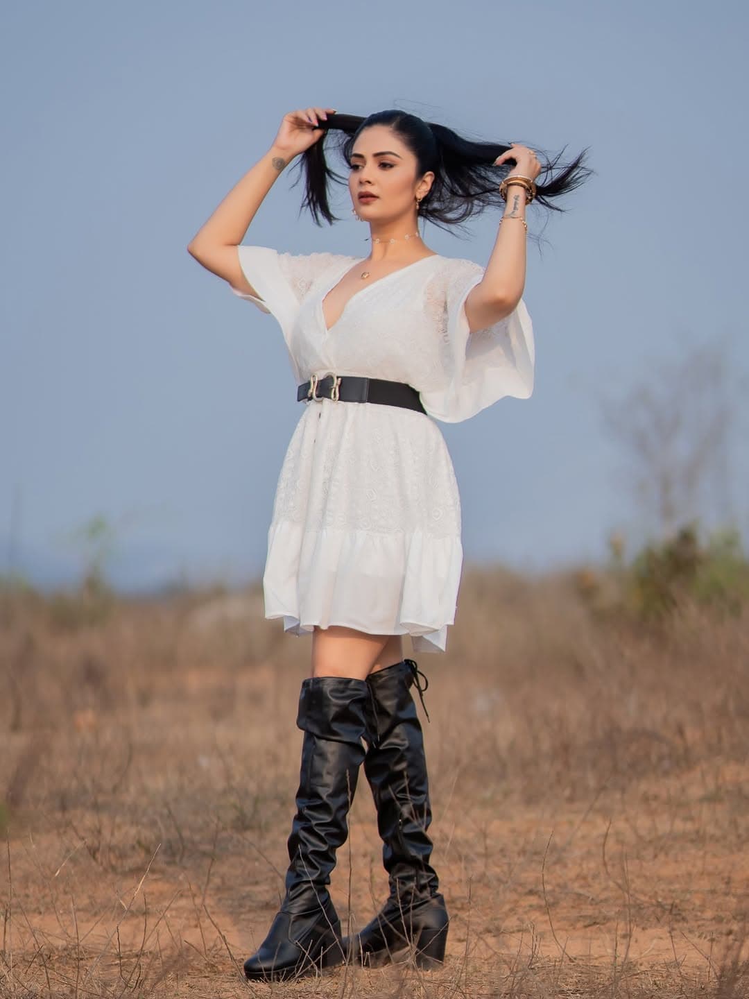 Sreemukhi Impresses with Her Fashion Style