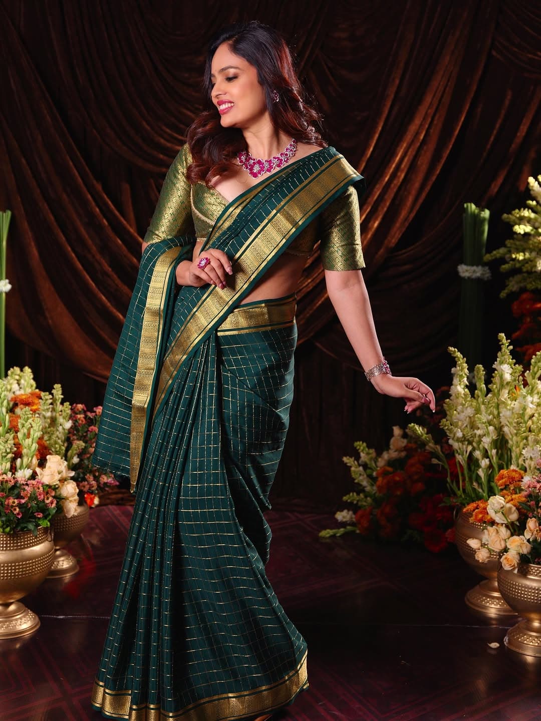 Nanditha Swetha Shines in Elegant Green Saree