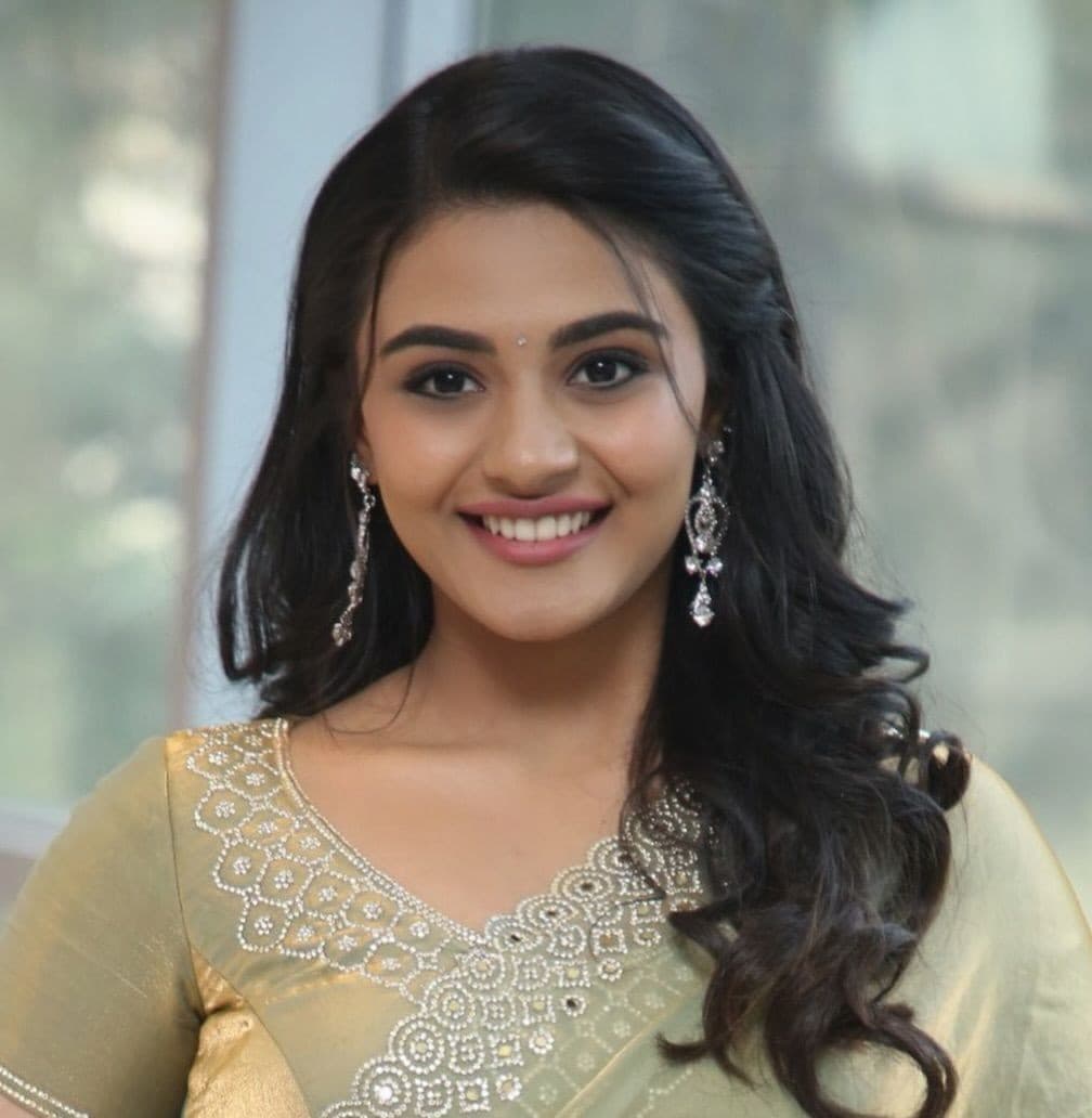 Nayan Sarika Growing Craze Among Youth