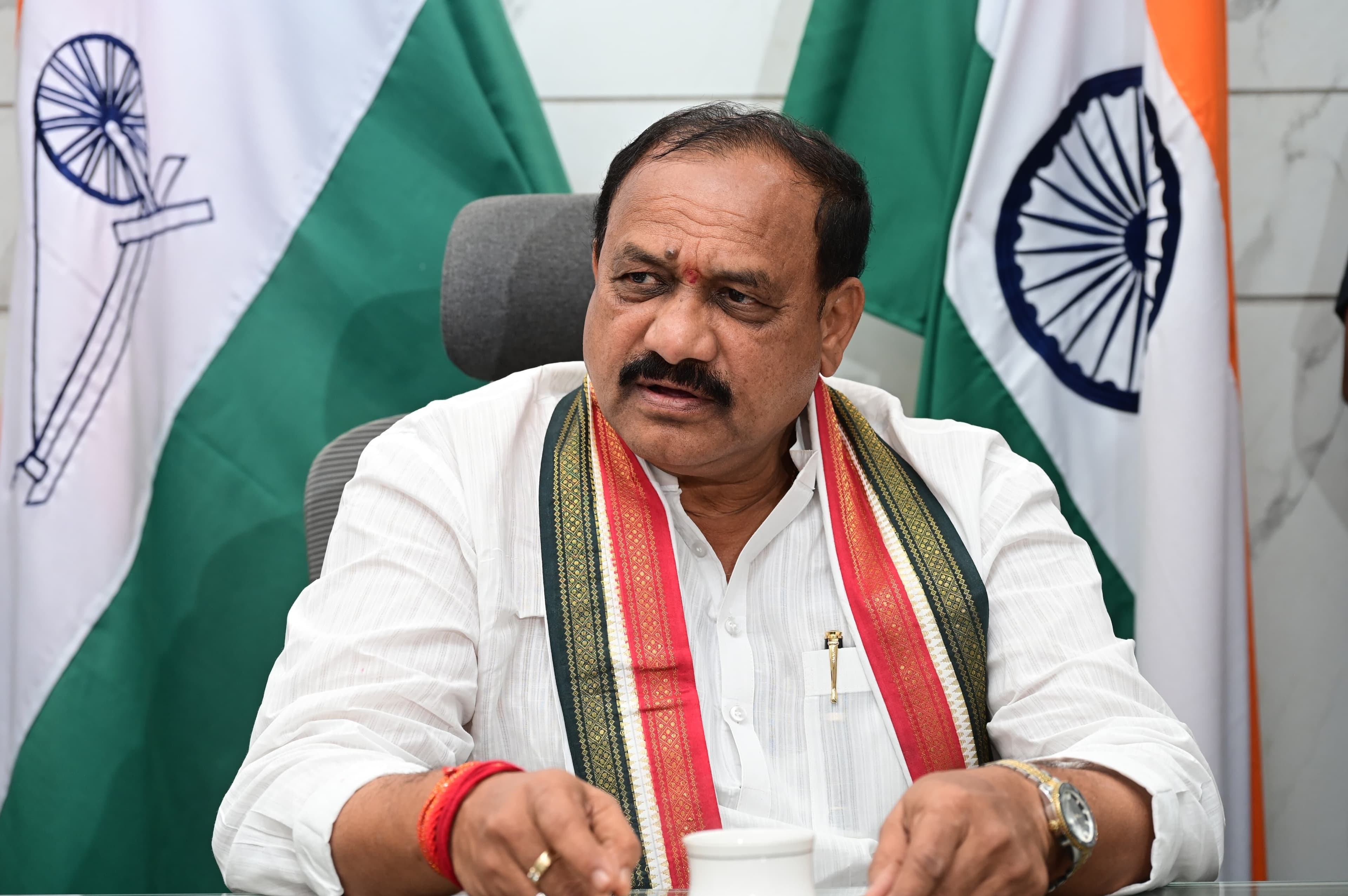 TPCC Chief Mahesh Goud Reacts to Jeevan Reddy’s Resignation