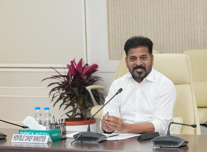 CM Greets Telangana Police