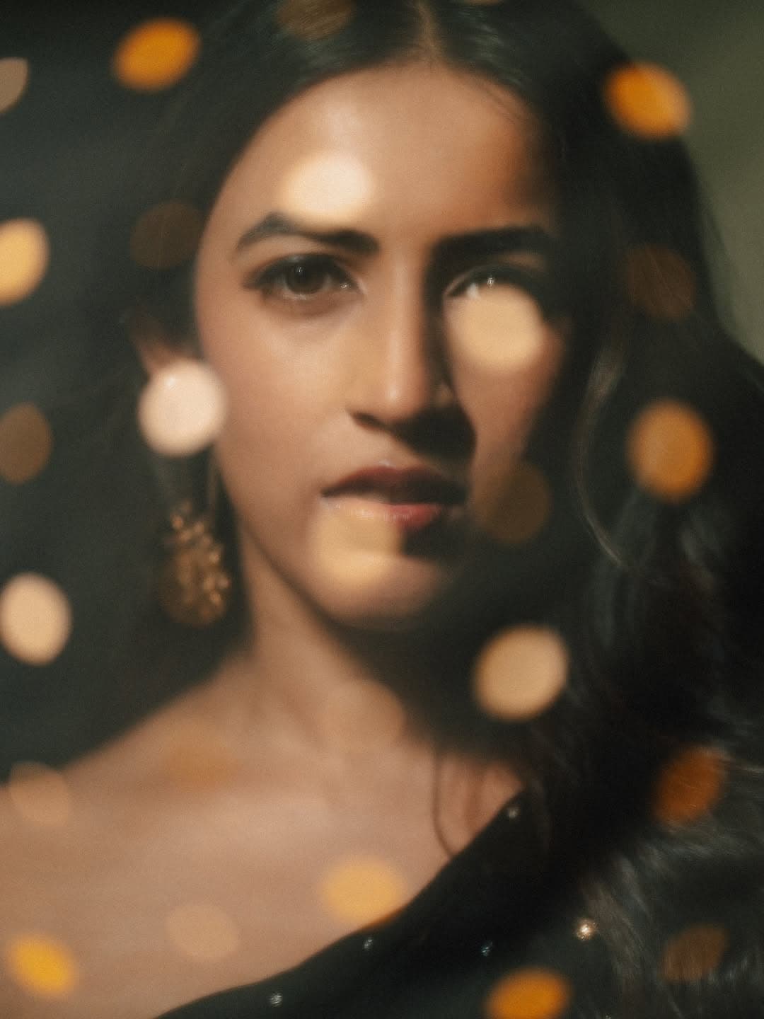 Niharika Golden Glow