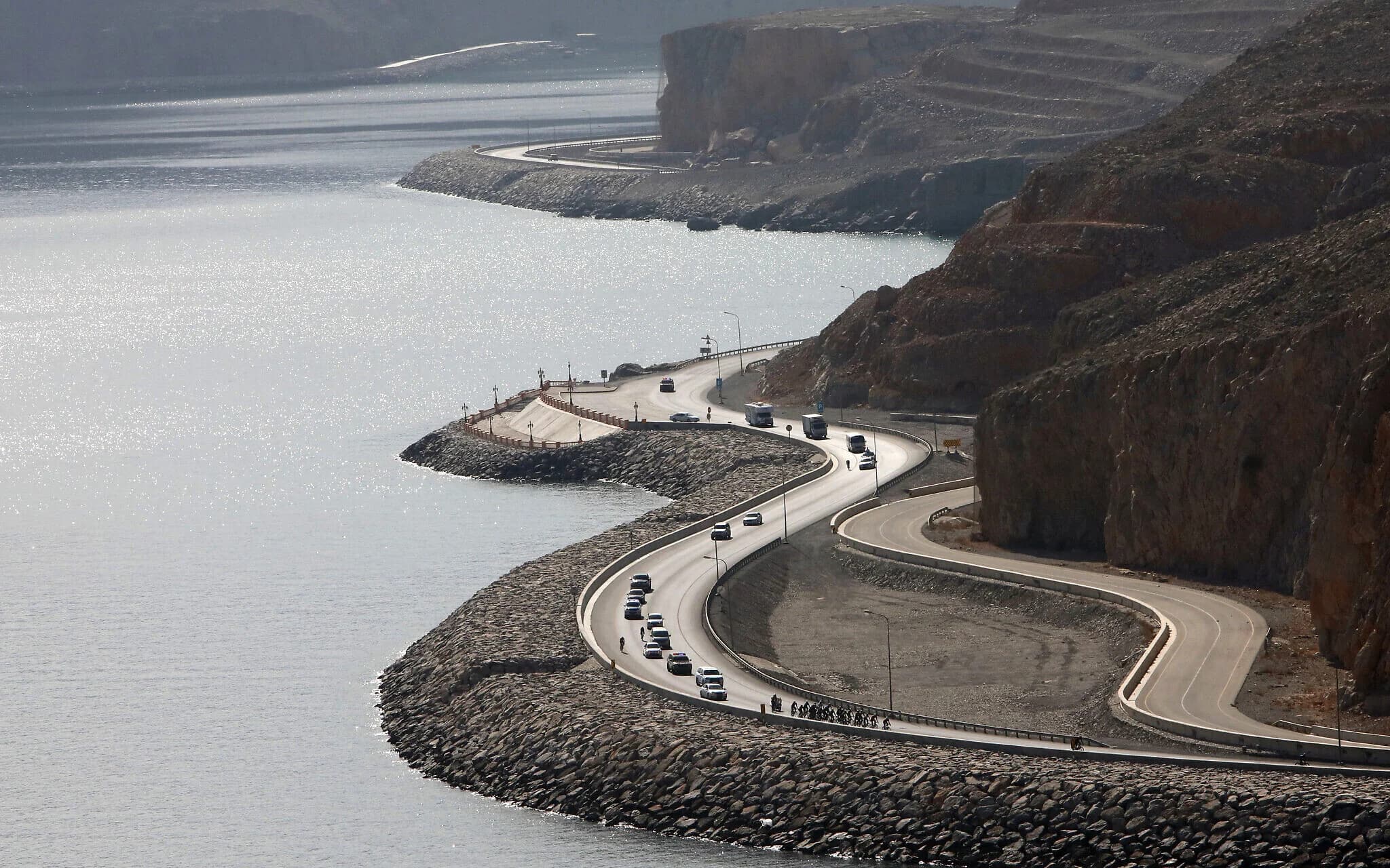 Danger Alerts on the Strait of Hormuz Route