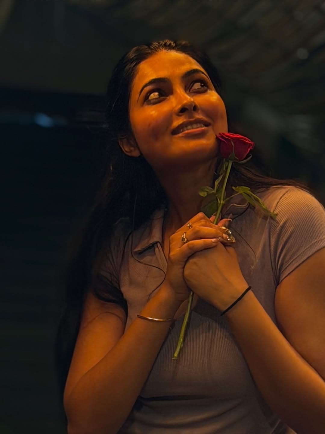 Divi Impresses with Her Bold Style