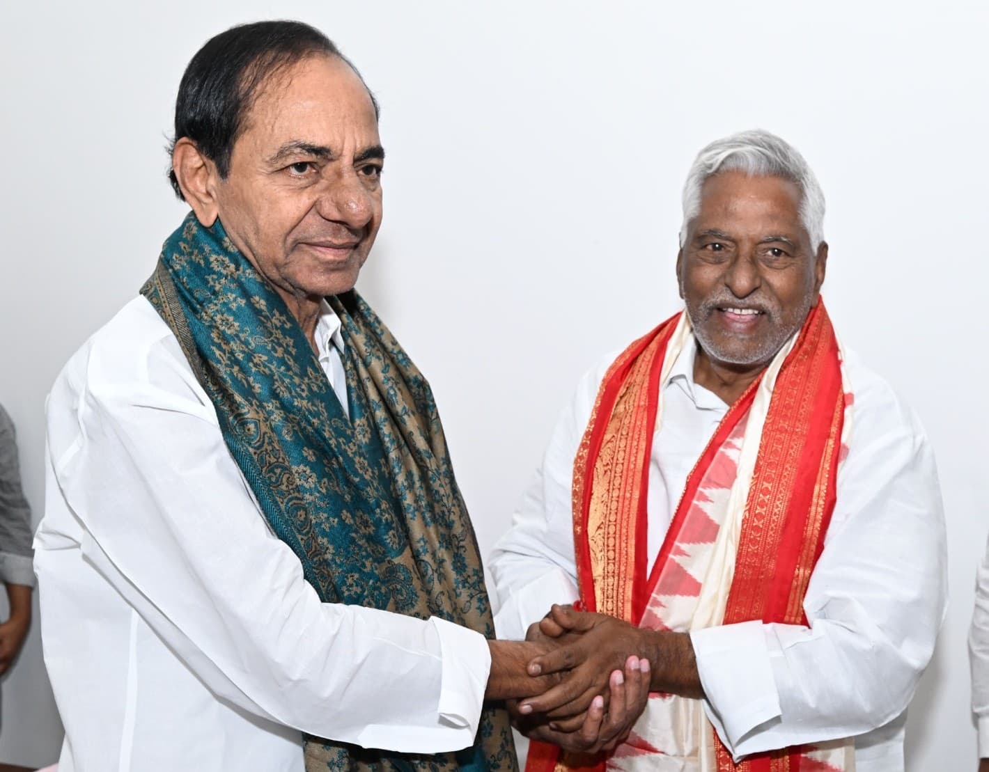 Jeevan Reddy Meets KCR