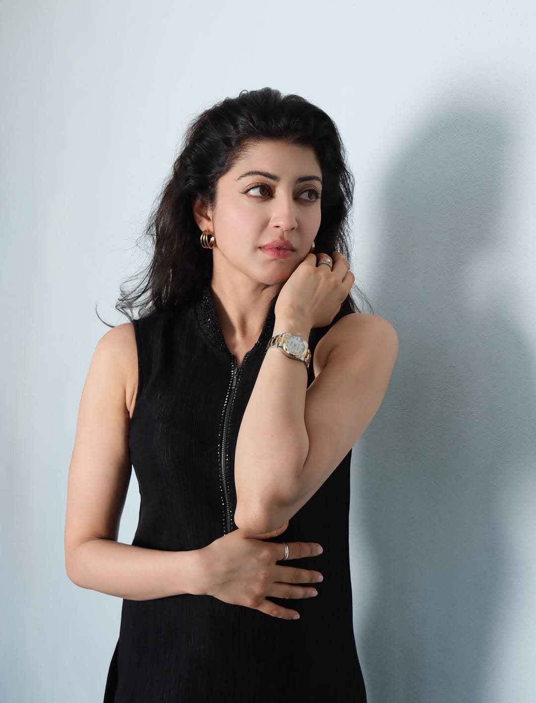 Pranitha Subhash Turns Heads with Her Sleek All-Black Glam Look!