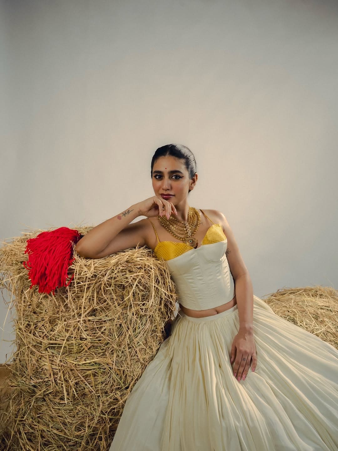 Priya Prakash Varrier Blends Tradition with Timeless Elegance!