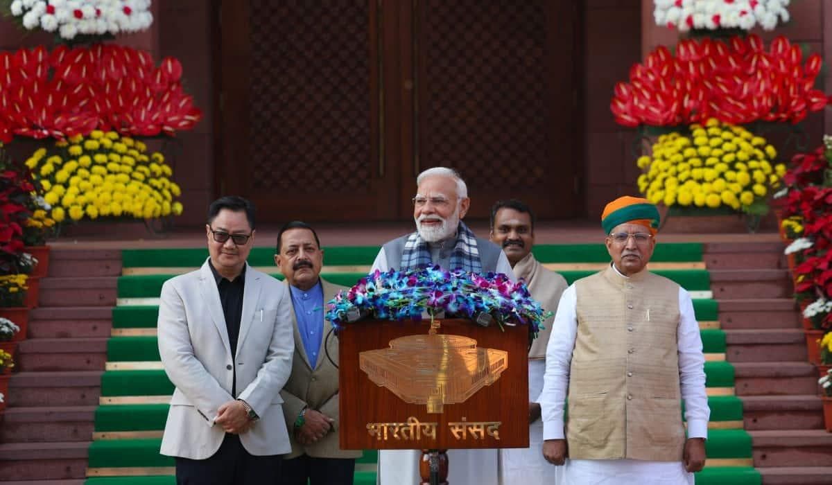 “Vote with Your Conscience”: PM Modi’s Emotional Appeal Ahead of Women’s Reservation Bill Voting!