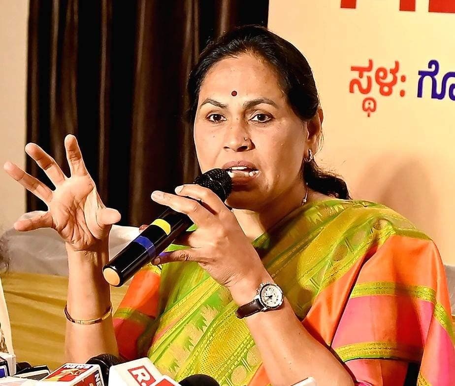 Union Minister Shobha Karandlaje Targets Congress Over ‘Dynasty Politics’ and Governance Failures!