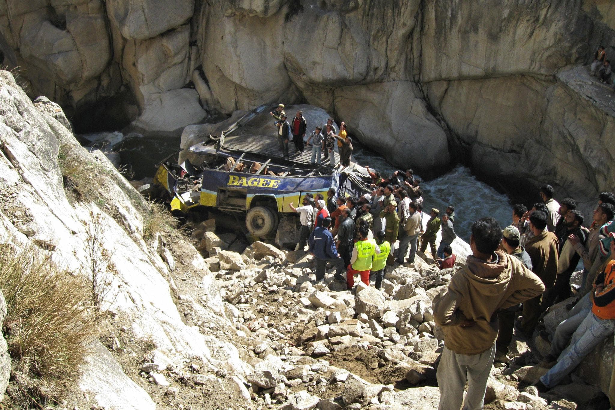 Tragic Bus Accident in Jammu & Kashmir Claims 16 Lives!