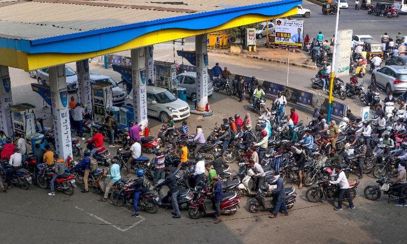 Three Petrol Bunks Sealed in Andhra Pradesh!